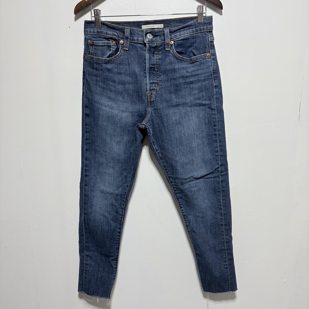 Levis Jeans Womens 30 Wedgie Skinny Button Fly Ankle High Rise Raw Hem Stretch